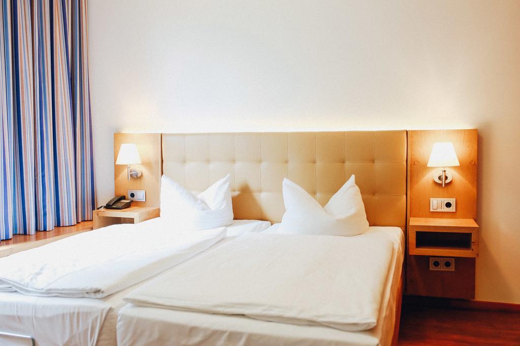 Ostseehotel Дирхаген Екстериор снимка