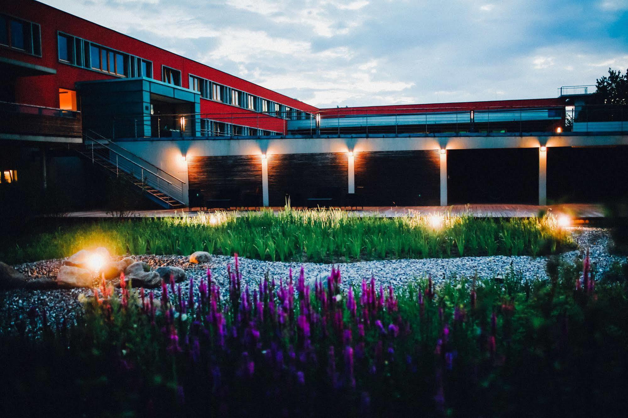 Ostseehotel Дирхаген Екстериор снимка